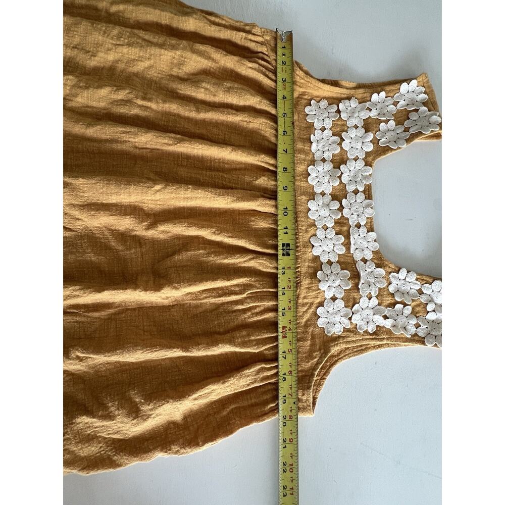 Umgee Top Size Large Floral Embroidery Lace Mustard Yellow Daisies Boho Festival - Picture 10 of 11